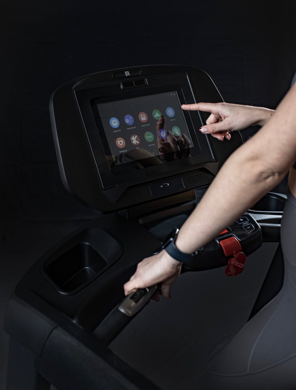 NoblePro Elite E8s Foldable Treadmill - Black