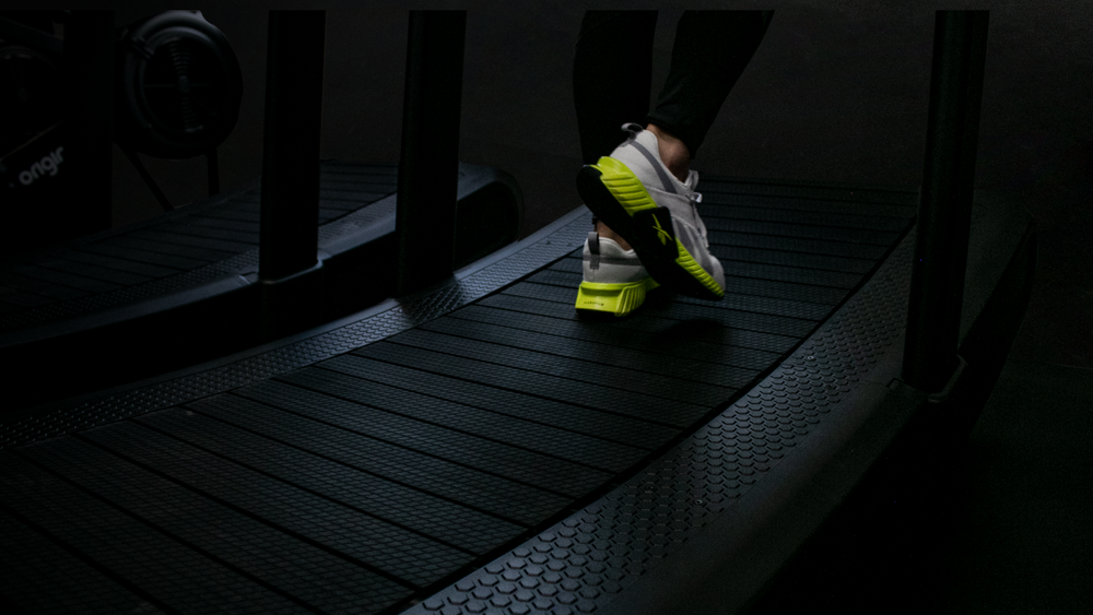 Curved, eco-friendly treadmill for better posture and no electricity